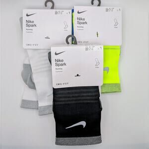 Nike 3 pk Dri-Fit Spark Cushioned Ankle Running Socks - W (7.5-9) M (5-7.5)